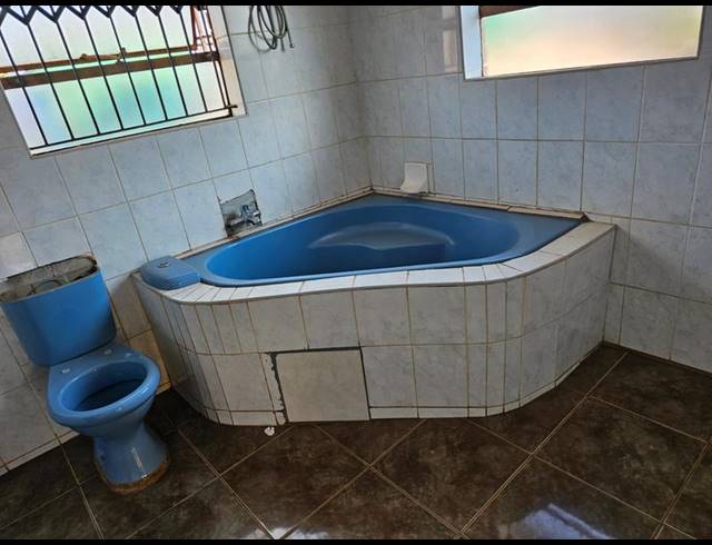 4 BEDROOM HOUSE FOR SALE IN SIBASA